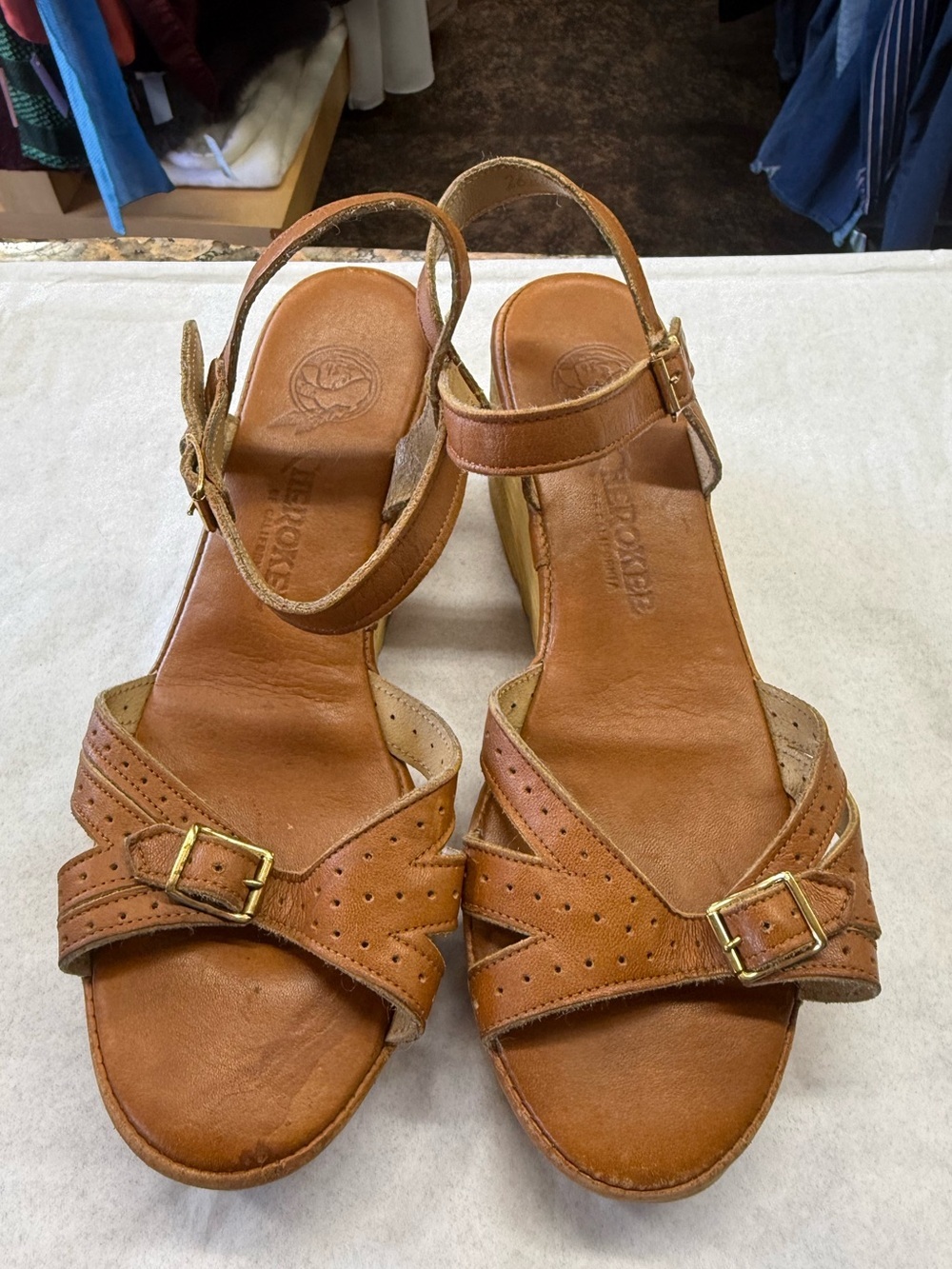 Vintage Cherokee of California Leather Platform Wedge Sandals Size 7